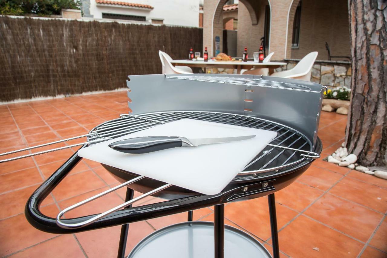 Casa Samara Castelldefels Exterior foto